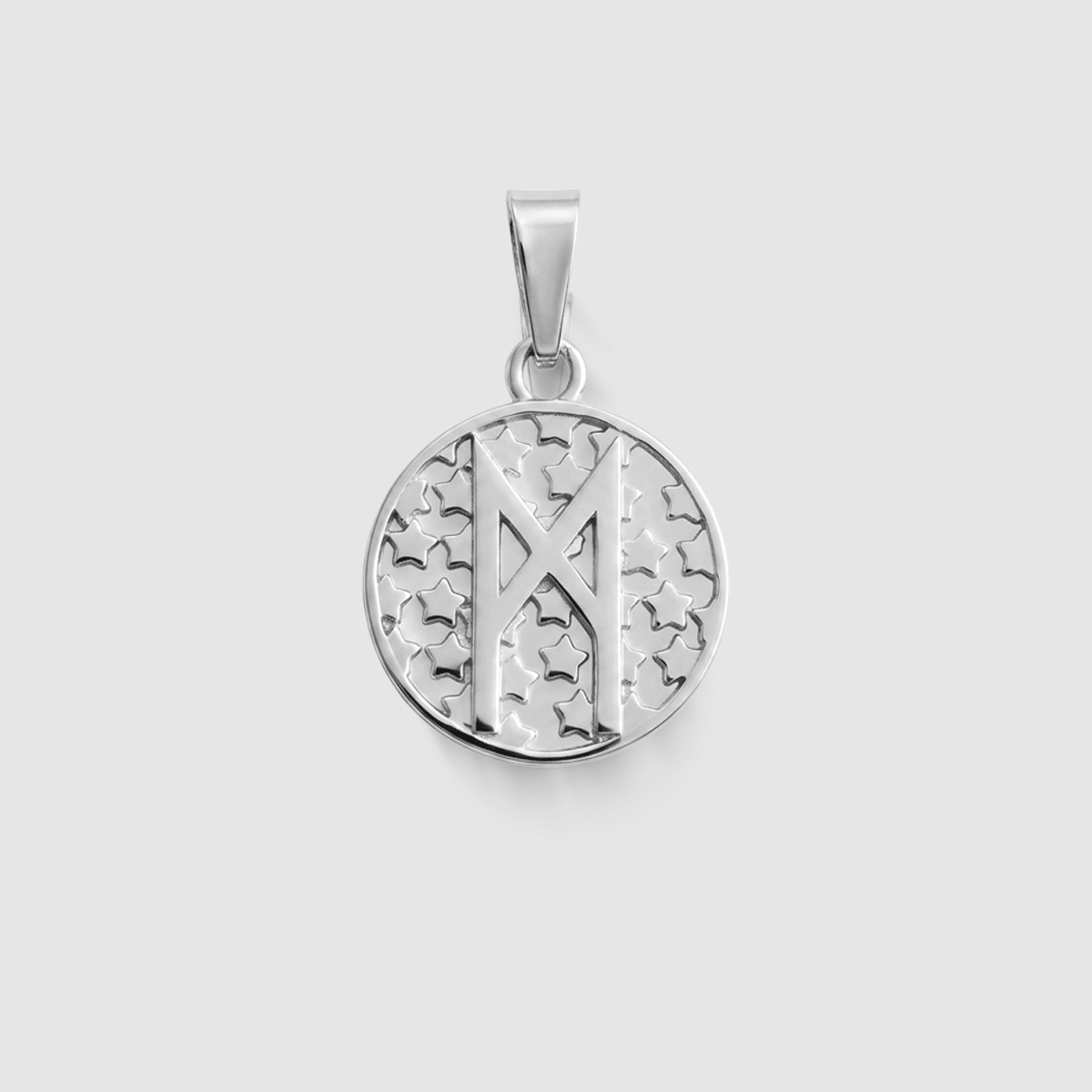 Mannaz Round Pendant - The 4 Harts